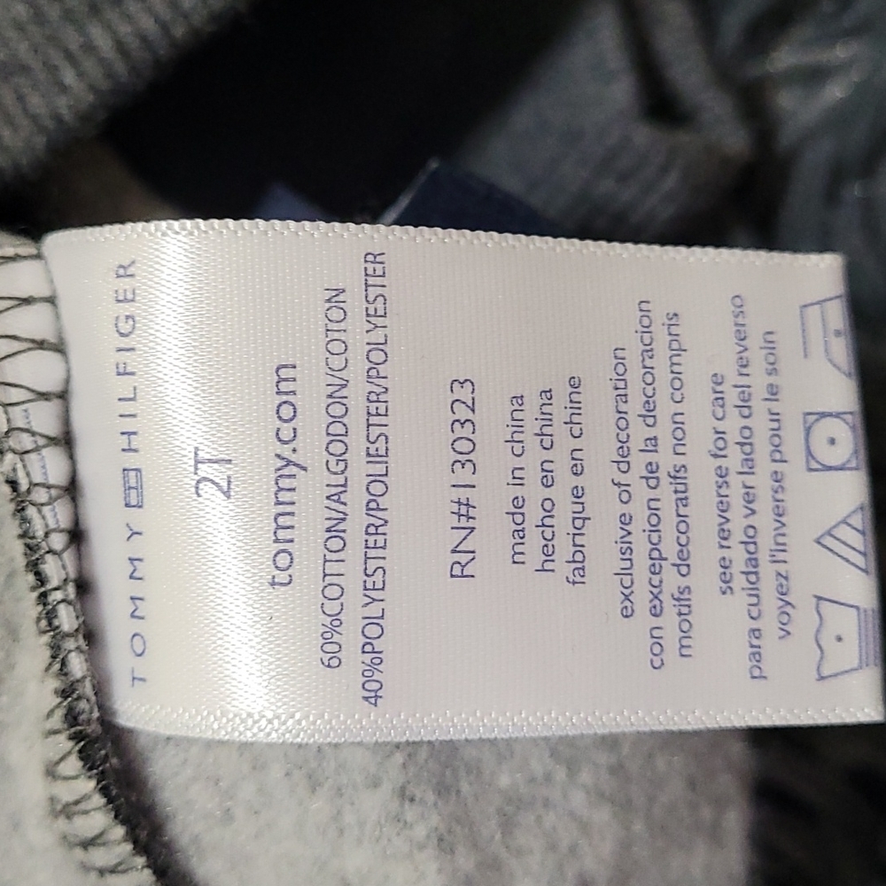 TOMMY HILFIGER JOGGER SET - Picture 12 of 12